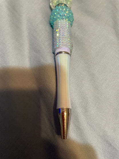 Hello kitty blue and red beaded pen