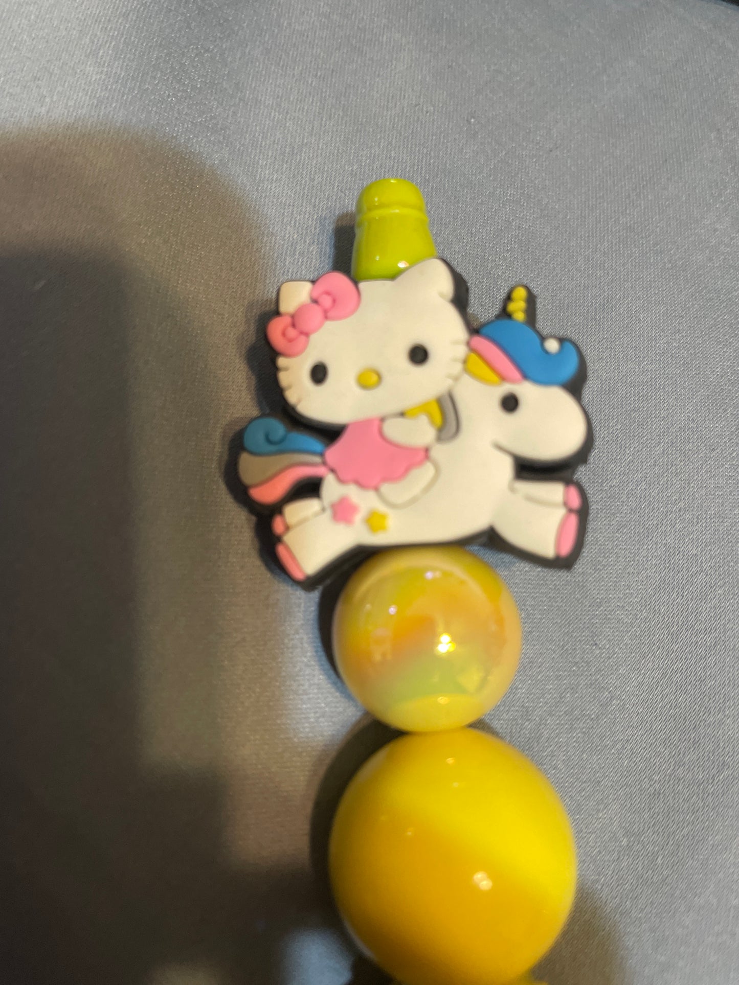 Hello kitty yellow beaded pen