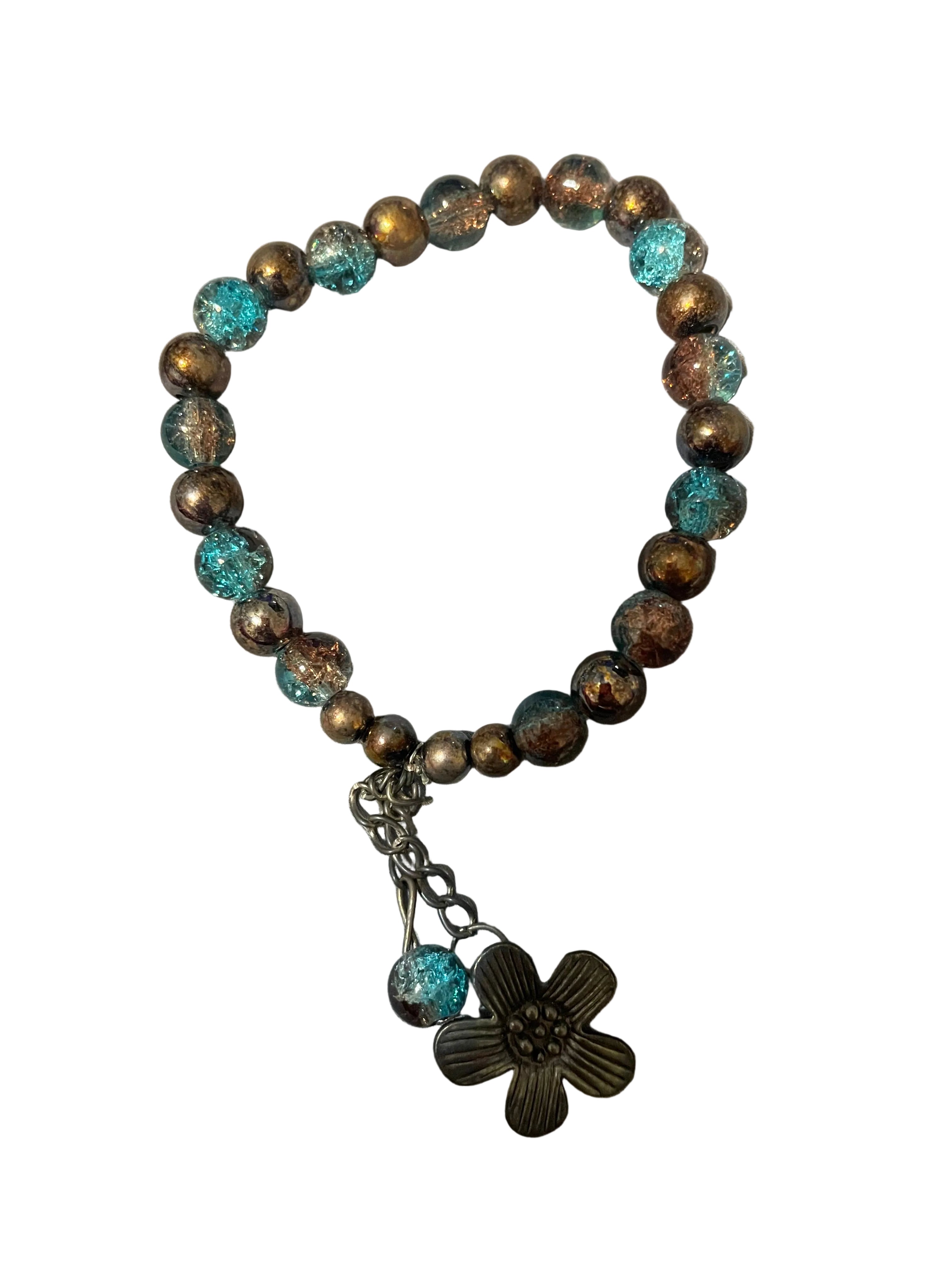 Flower charmed bracelet