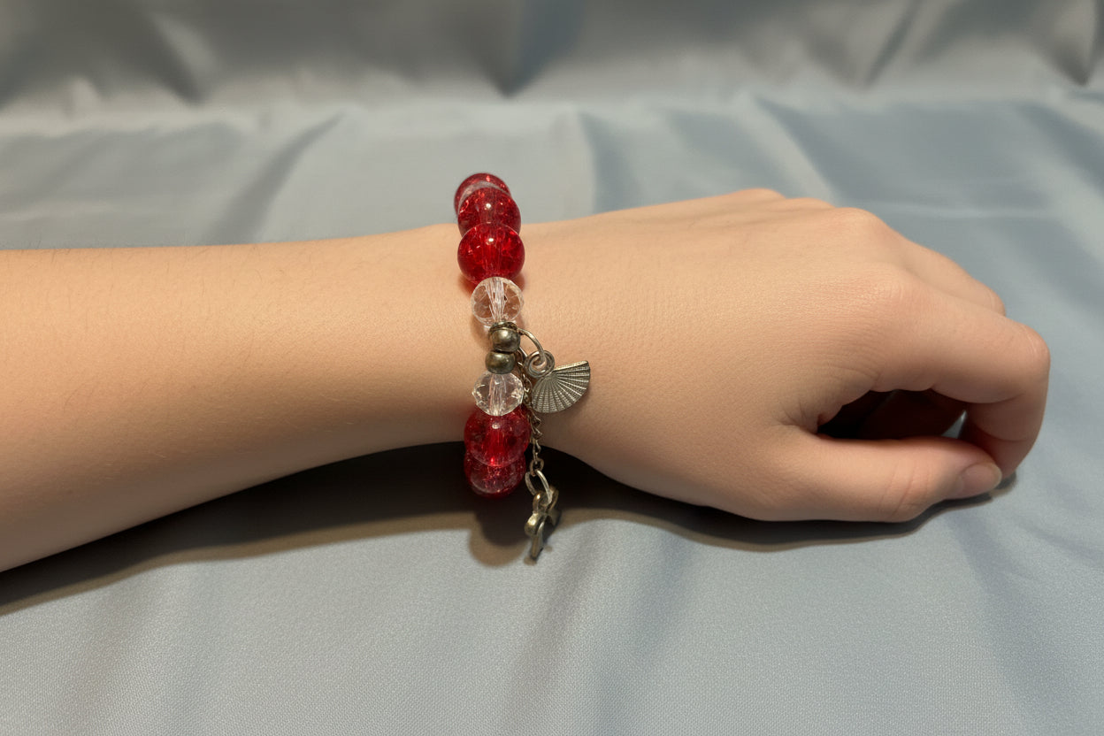 A Bow and star charmed bracelet