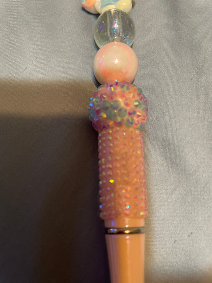 Hello kitty’s blue beaded pen