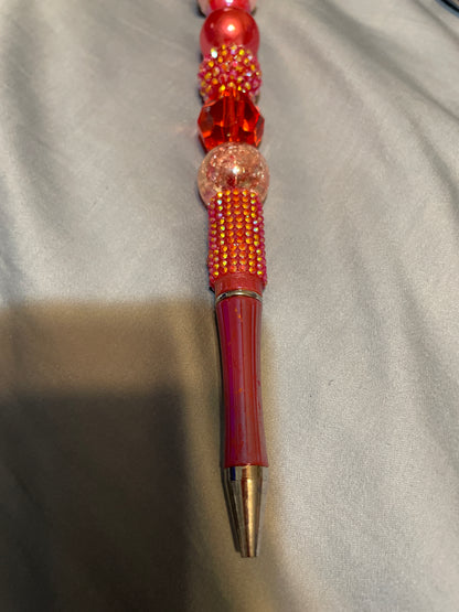 Kurumi pink beaded pen