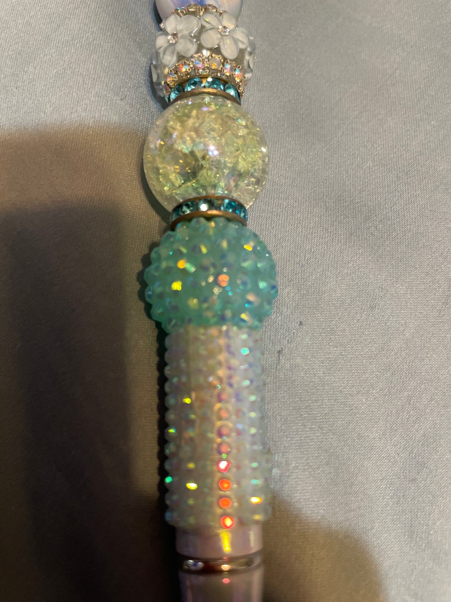 Hello kitty blue and red beaded pen